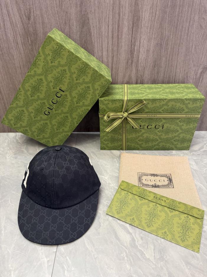 designer,replica,clothing,fake,1:1,lv,luxury,high quality GUCCI flat-brimmed baseball cap (9FJKD7) designer,replica,clothing,fake,1:1,lv,luxury,high quality GUCCI flat-brimmed baseball cap (9FJKD7)