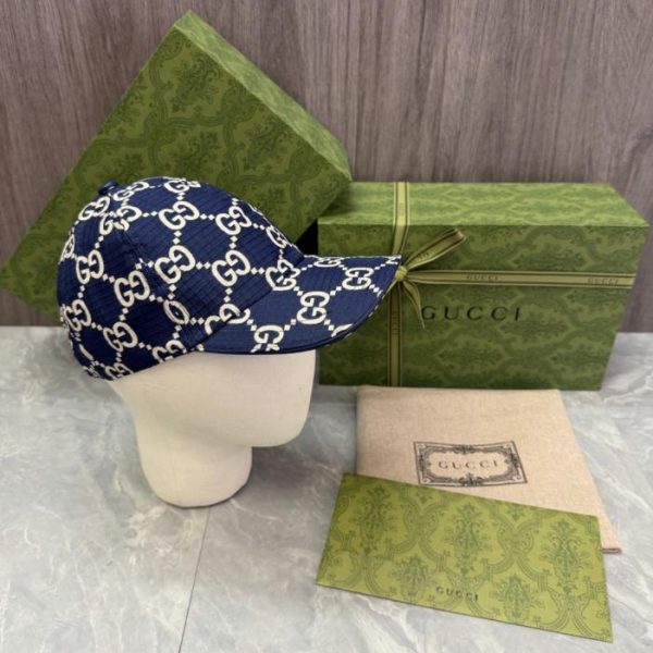 designer,replica,clothing,fake,1:1,lv,luxury,high quality GUCCI baseball cap (embossed with “GUCC(5RT0V5)”)