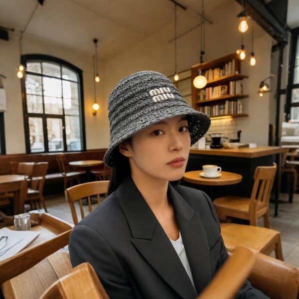 designer,replica,clothing,fake,1:1,lv,luxury,high quality This Miu Miu openwork crocheted fisherman’s hat is straight (X5EGZC).