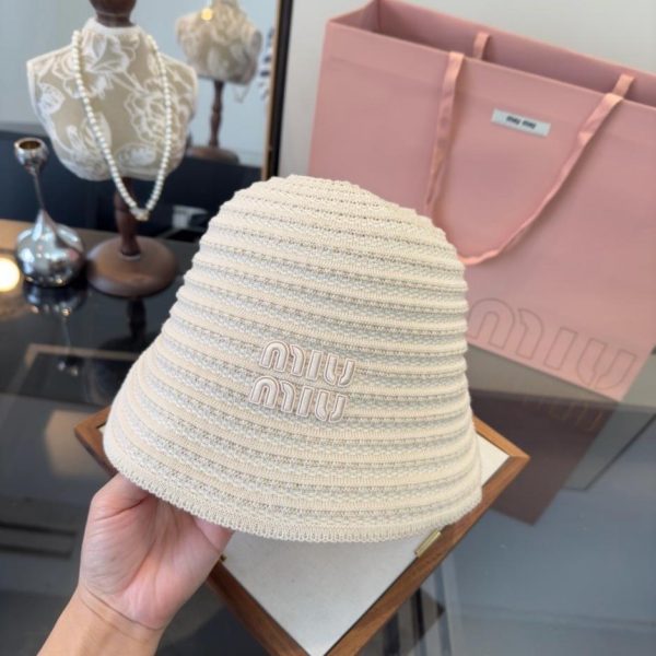 designer,replica,clothing,fake,1:1,lv,luxury,high quality Miu Miu’s new knitted fisherman’s hat, head circumference 57cm (1B62QE).