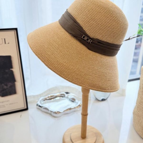 designer,replica,clothing,fake,1:1,lv,luxury,high quality Dior straw fisherman’s hat, made of raffia (BL4DUQ).