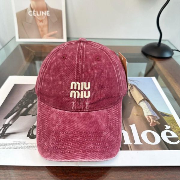 designer,replica,clothing,fake,1:1,lv,luxury,high quality MiuMiu’s new baseball cap (DJ7S47)