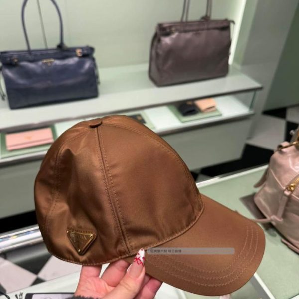 designer,replica,clothing,fake,1:1,lv,luxury,high quality Prada new color baseball cap (OXCKTU)