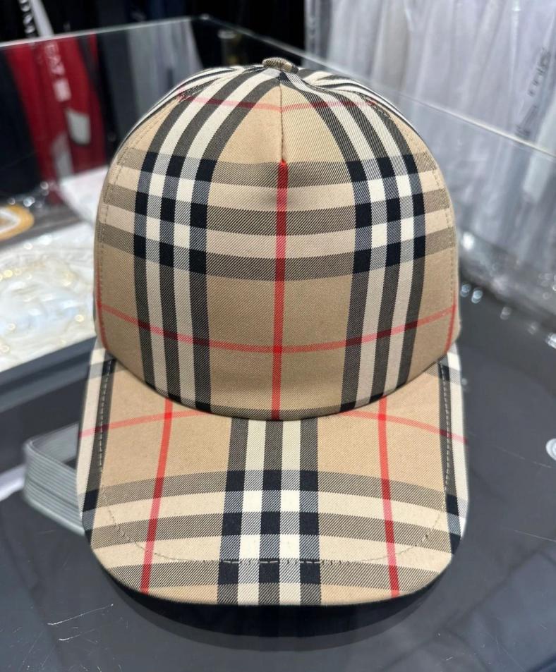 designer,replica,clothing,fake,1:1,lv,luxury,high quality Burberry high-quality replica unisex baseball cap (D6NMQQ) designer,replica,clothing,fake,1:1,lv,luxury,high quality Burberry high-quality replica unisex baseball cap (D6NMQQ)