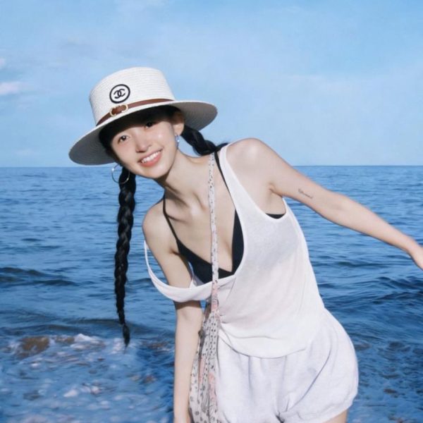 designer,replica,clothing,fake,1:1,lv,luxury,high quality CHANEL Knitted Lace Straw Hat (48L35Q)