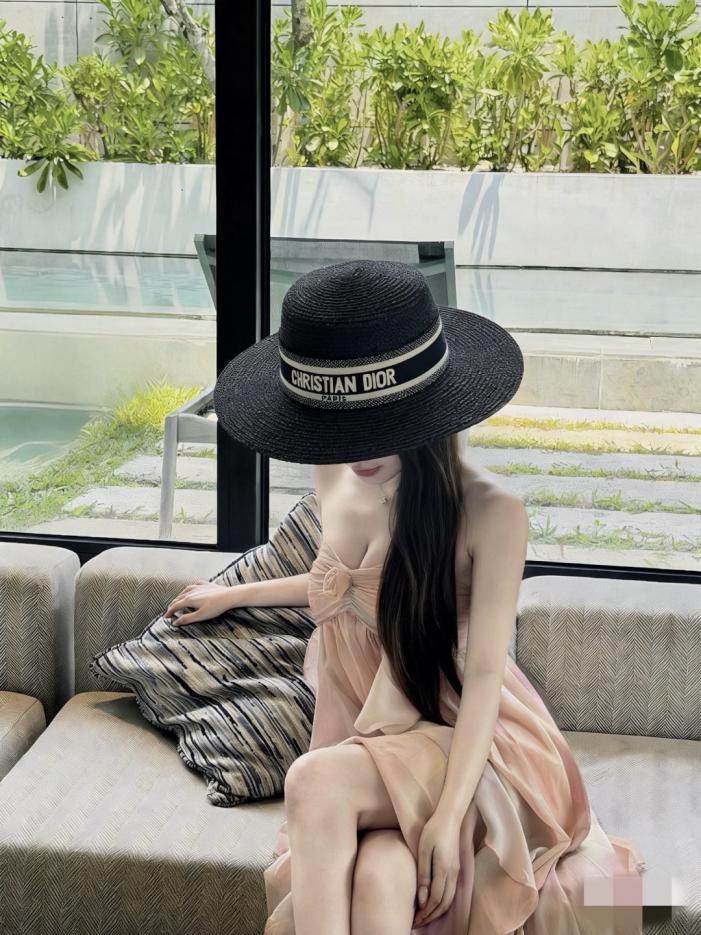 designer,replica,clothing,fake,1:1,lv,luxury,high quality DIOR’s new versatile flat-top straw hat with webbing (CE8O4C) designer,replica,clothing,fake,1:1,lv,luxury,high quality DIOR’s new versatile flat-top straw hat with webbing (CE8O4C)