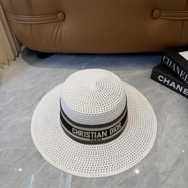 designer,replica,clothing,fake,1:1,lv,luxury,high quality DIOR’s new versatile flat-top straw hat with webbing (K6AHXJ)