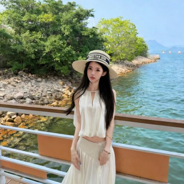 designer,replica,clothing,fake,1:1,lv,luxury,high quality DIOR’s new versatile flat-top straw hat with webbing (WOB0IQ)