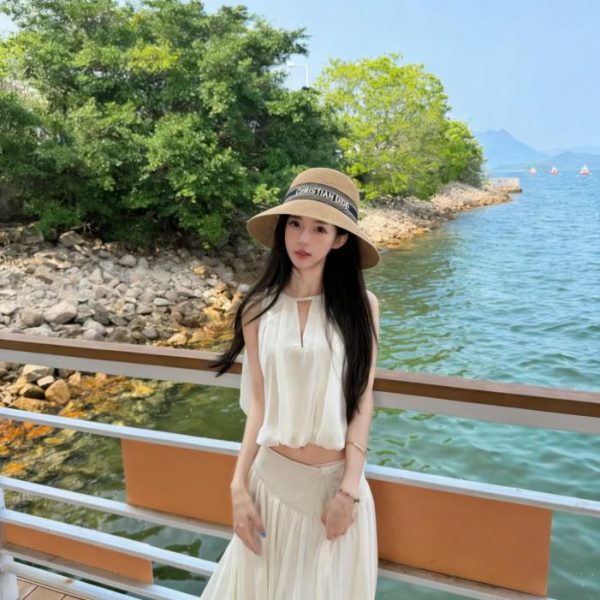 designer,replica,clothing,fake,1:1,lv,luxury,high quality DIOR’s new versatile bucket hat/straw hat with webbing (C5RVX8)