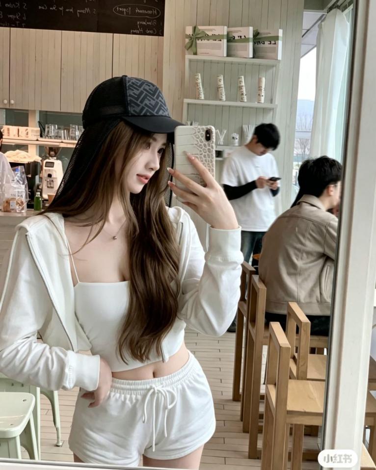designer,replica,clothing,fake,1:1,lv,luxury,high quality FENDI New Original Baseball Cap (VMDHNZ) designer,replica,clothing,fake,1:1,lv,luxury,high quality FENDI New Original Baseball Cap (VMDHNZ)