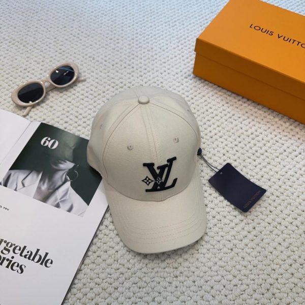 designer,replica,clothing,fake,1:1,lv,luxury,high quality Louis Vuitton baseball cap (L3SHYL)