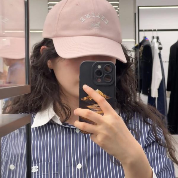 designer,replica,clothing,fake,1:1,lv,luxury,high quality CELINE official website reseller version, minimalist lettering, celebrity-style latest baseball cap (4QKJVR)