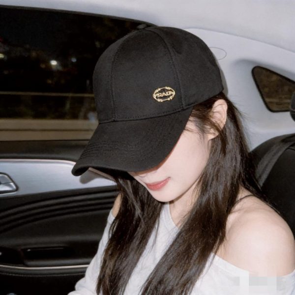 designer,replica,clothing,fake,1:1,lv,luxury,high quality Prada’s new unique baseball cap (XBKMB9)