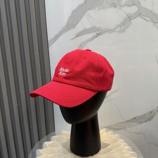 designer,replica,clothing,fake,1:1,lv,luxury,high quality The Matin Kim embroidered baseball cap (EGT4KD) is a huge hit in South Korea.