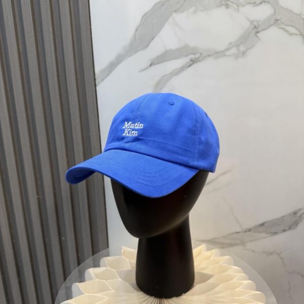 designer,replica,clothing,fake,1:1,lv,luxury,high quality The Matin Kim embroidered baseball cap (YXQB1M) is a huge hit in South Korea.
