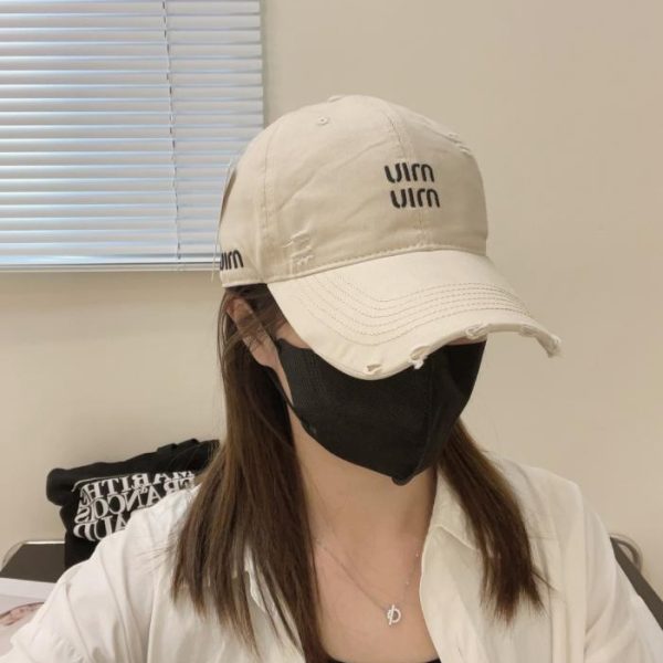 designer,replica,clothing,fake,1:1,lv,luxury,high quality MIUMIU New Solid Color Embroidered Baseball Cap (ELID7V)