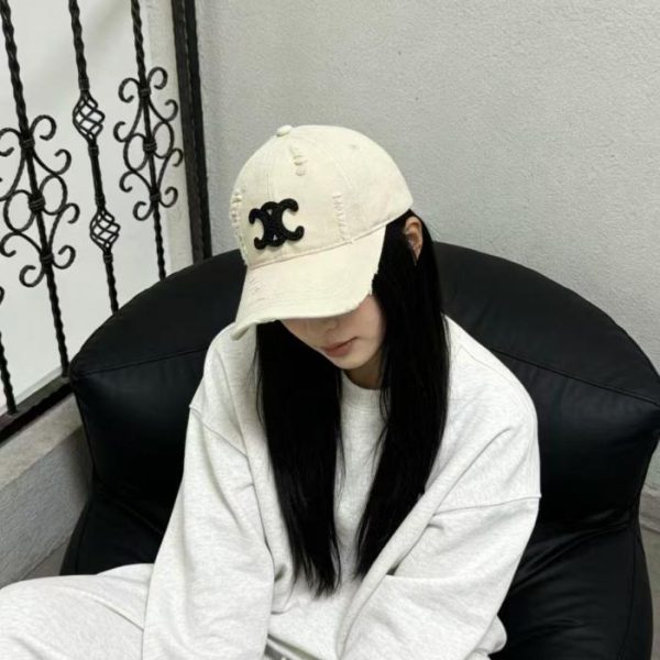 designer,replica,clothing,fake,1:1,lv,luxury,high quality CELINE’s new minimalist baseball cap (C8ZMQL)