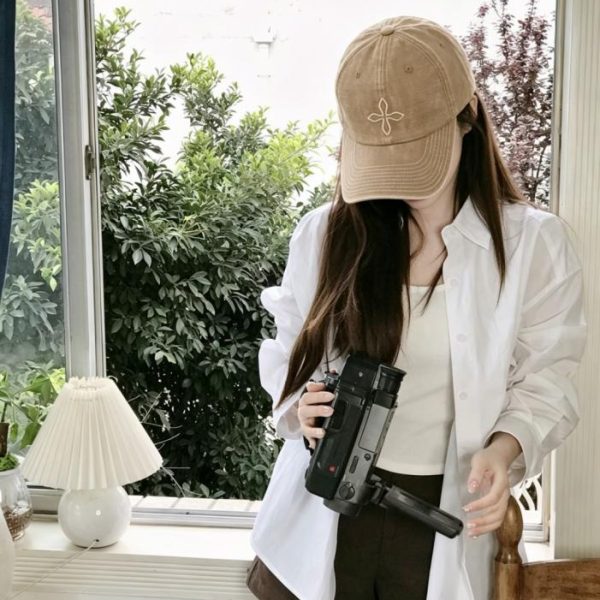designer,replica,clothing,fake,1:1,lv,luxury,high quality SMFK, a Chinese streetwear brand, presents a new washed baseball cap with an embroidered cross-shaped logo (WTX5VH).