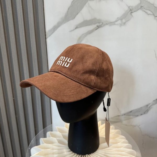 designer,replica,clothing,fake,1:1,lv,luxury,high quality MIUMIU New Suede Baseball Cap (TAFO1M)