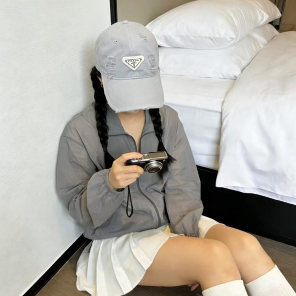 designer,replica,clothing,fake,1:1,lv,luxury,high quality Prada’s new unique baseball cap (WFR8FS)