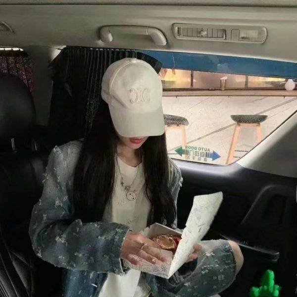 designer,replica,clothing,fake,1:1,lv,luxury,high quality CELINE official website reseller version, minimalist lettering, celebrity-style latest baseball cap (CBTBGN)
