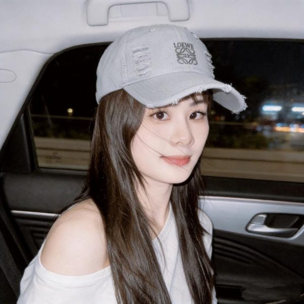 designer,replica,clothing,fake,1:1,lv,luxury,high quality Loewe’s new original label baseball cap (C0VOTF)