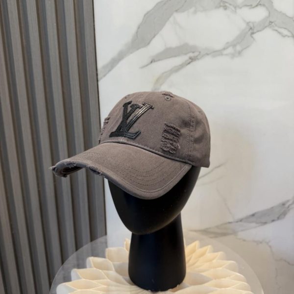 designer,replica,clothing,fake,1:1,lv,luxury,high quality Louis Vuitton Spring/Summer New Arrivals – Suitable for all seasons, a must-have for going out, and makes your face look smaller (LOXVC9)