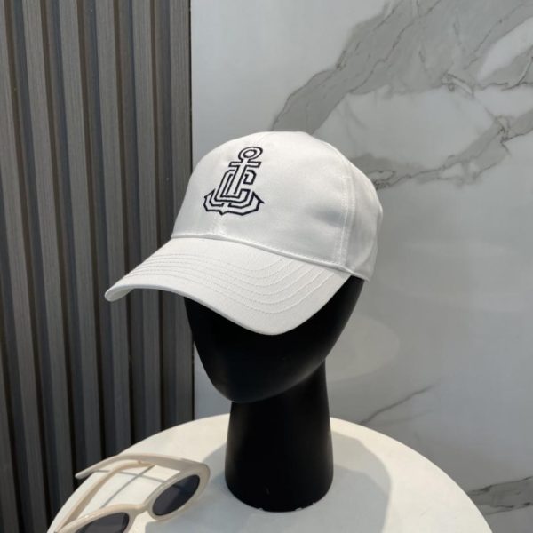 designer,replica,clothing,fake,1:1,lv,luxury,high quality CELINE’s latest baseball cap with minimalist embroidered lettering, a celebrity favorite (HHET6O)