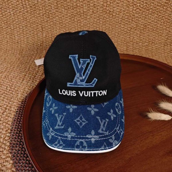 designer,replica,clothing,fake,1:1,lv,luxury,high quality Louis Vuitton embroidered baseball cap (HVT8H2)