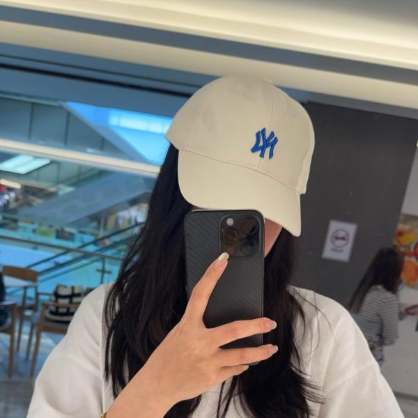 designer,replica,clothing,fake,1:1,lv,luxury,high quality New 30N embroidered baseball cap (MFBF4G)