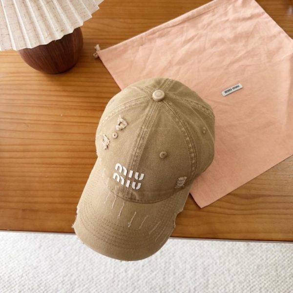 designer,replica,clothing,fake,1:1,lv,luxury,high quality MIUMIU Spring New Baseball Cap (6UZ987)