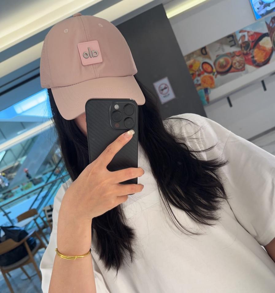 designer,replica,clothing,fake,1:1,lv,luxury,high quality Alo’s new baseball cap (VFCW7I) designer,replica,clothing,fake,1:1,lv,luxury,high quality Alo’s new baseball cap (VFCW7I)