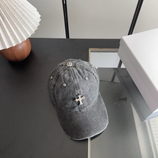 designer,replica,clothing,fake,1:1,lv,luxury,high quality Chrome Hearts Early Spring Korean Style Retro Distressed Ripped Hat Baseball Cap (BNETIT)