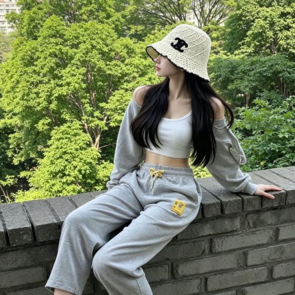 designer,replica,clothing,fake,1:1,lv,luxury,high quality CELINE’s new wide-brimmed sun hat/fisherman’s straw hat (OJX2ED)