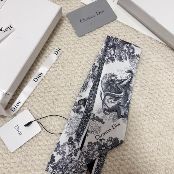 designer,replica,clothing,fake,1:1,lv,luxury,high quality Dior printed headband, made of high-quality silk (ZQ60YK).