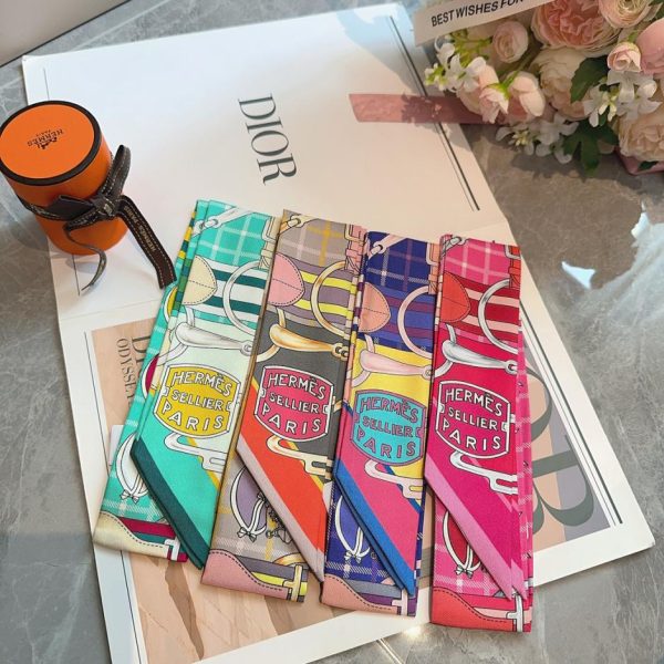 designer,replica,clothing,fake,1:1,lv,luxury,high quality 18 momme heavyweight twill silk ribbon, new Hermès Twilly, crafted from top-grade twill silk (8QQBKK)