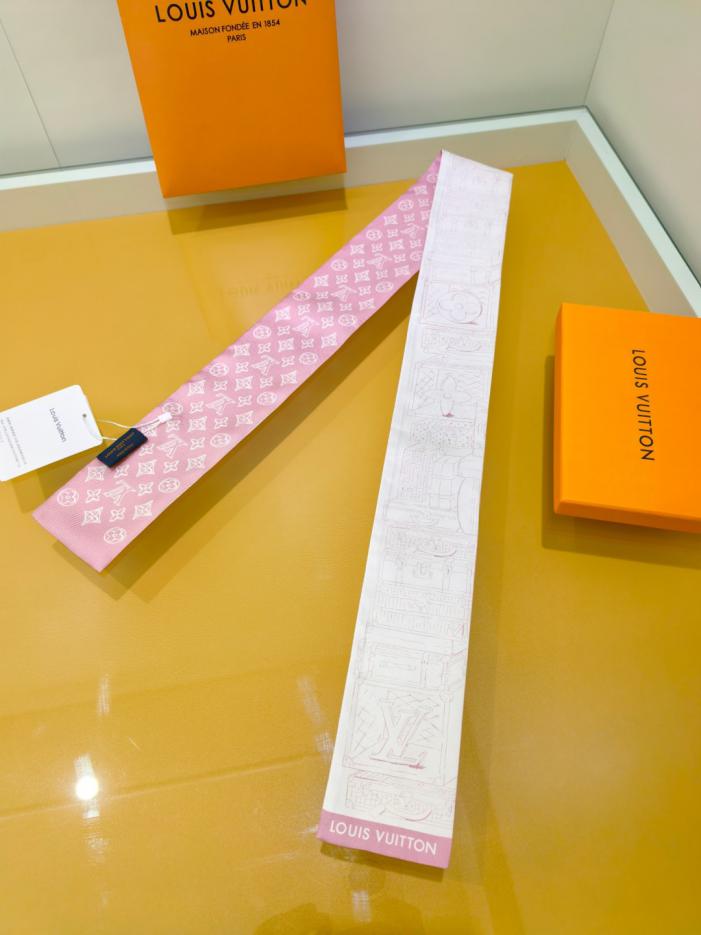 designer,replica,clothing,fake,1:1,lv,luxury,high quality LV 100% Silk Double-Layer Double-Sided LV (J8OB3X) designer,replica,clothing,fake,1:1,lv,luxury,high quality LV 100% Silk Double-Layer Double-Sided LV (J8OB3X)