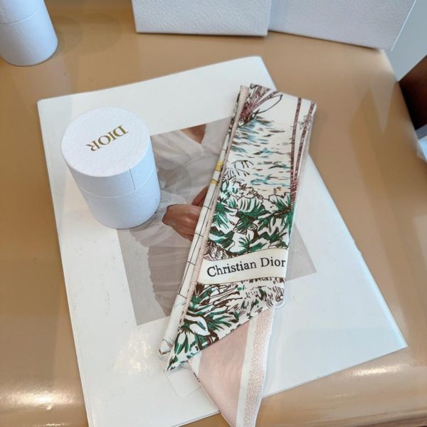 designer,replica,clothing,fake,1:1,lv,luxury,high quality Dior’s latest double-layer headband (RL6MED)