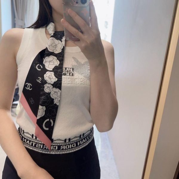 designer,replica,clothing,fake,1:1,lv,luxury,high quality The Chanel Twilly mini scarf has arrived! A true cutie from Chanel (XZTTK7)