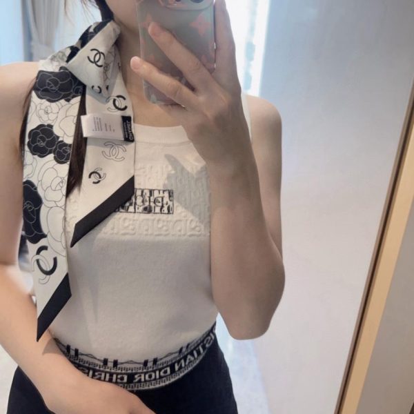 designer,replica,clothing,fake,1:1,lv,luxury,high quality The Chanel Twilly mini scarf has arrived! A true cutie from Chanel (Z9UD23)