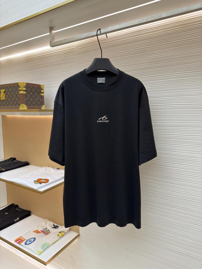 designer,replica,clothing,fake,1:1,lv,luxury,high quality Balenciaga Reflective Ring Logo Crew Neck Short-Sleeve T-Shirt (CTKERD) designer,replica,clothing,fake,1:1,lv,luxury,high quality Balenciaga Reflective Ring Logo Crew Neck Short-Sleeve T-Shirt (CTKERD)
