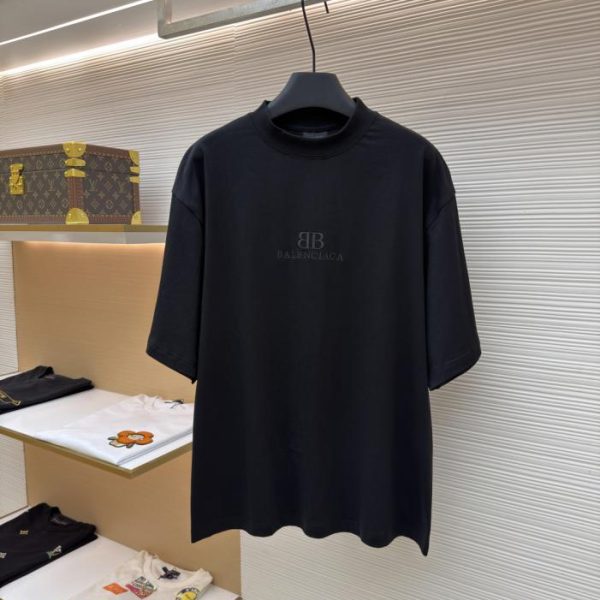 designer,replica,clothing,fake,1:1,lv,luxury,high quality Balenciaga logo embroidered short-sleeved T-shirt (C6NYVL)