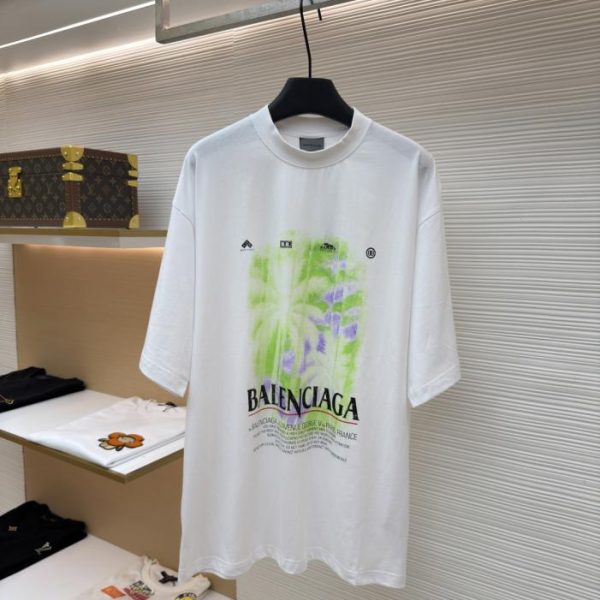 designer,replica,clothing,fake,1:1,lv,luxury,high quality Balenciaga Coconut Forest Crew Neck Short-Sleeve T-Shirt (Z2K6IF)