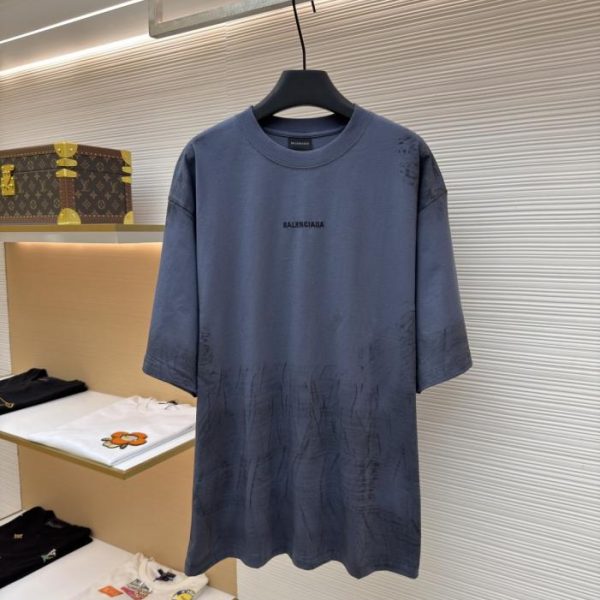 designer,replica,clothing,fake,1:1,lv,luxury,high quality Balenciaga distressed ink embroidered short-sleeved T-shirt (DZO0JO)