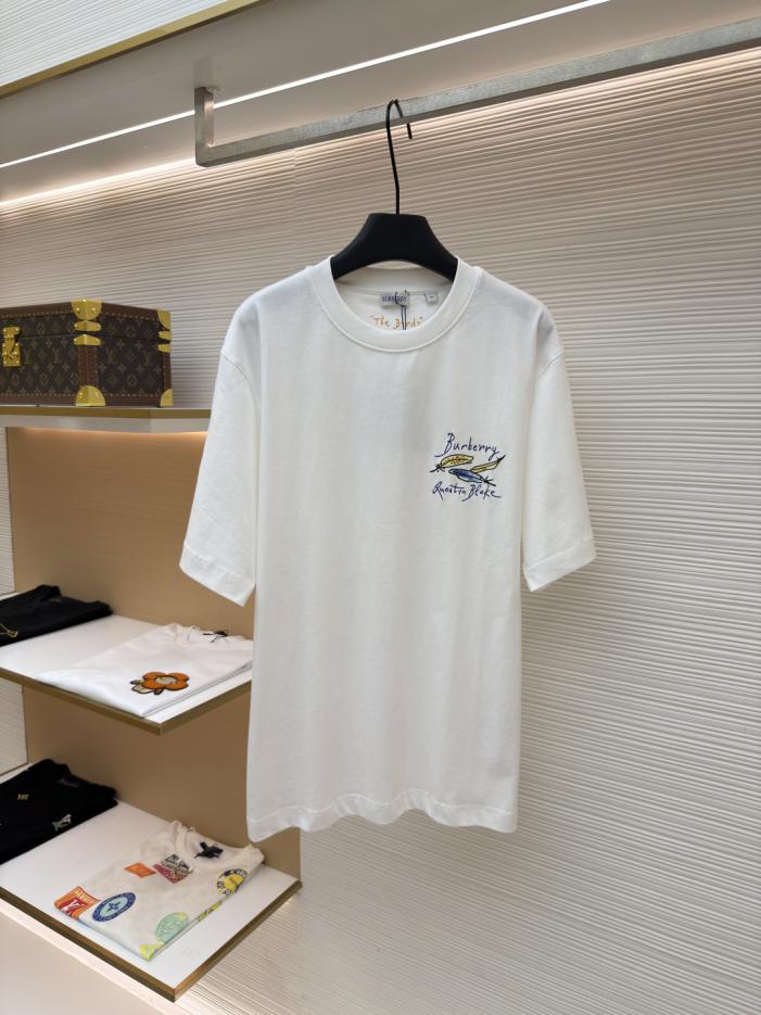 designer,replica,clothing,fake,1:1,lv,luxury,high quality Burberry Feather Pattern Crew Neck Short-Sleeve T-Shirt (EA66EV) designer,replica,clothing,fake,1:1,lv,luxury,high quality Burberry Feather Pattern Crew Neck Short-Sleeve T-Shirt (EA66EV)