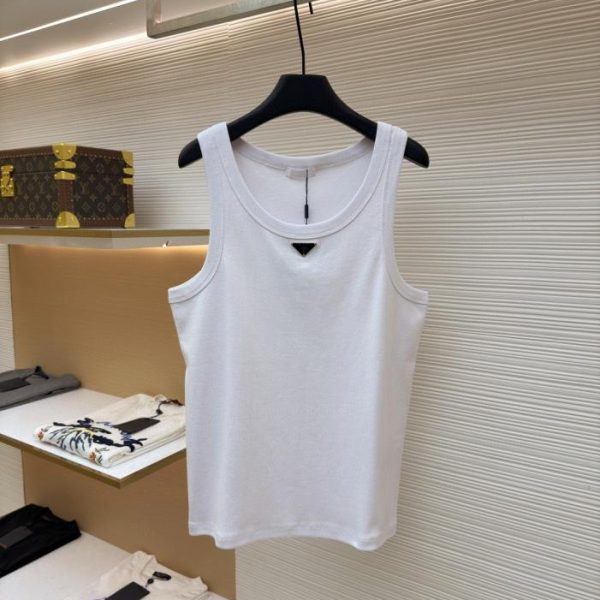 designer,replica,clothing,fake,1:1,lv,luxury,high quality Prada vest with the triangular logo on the chest (7QH25M)
