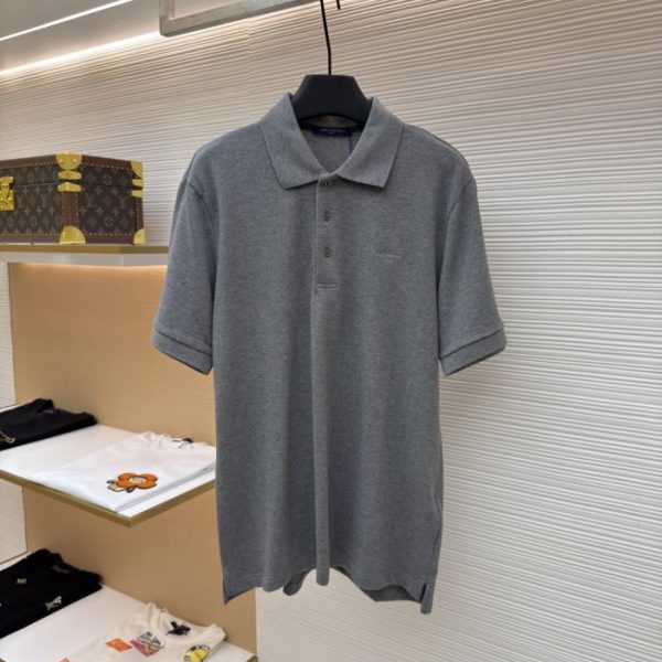 designer,replica,clothing,fake,1:1,lv,luxury,high quality LOUIS VUITTON Embroidered Logo Piqué Cotton Short-Sleeve Polo Shirt (9TBTQD)