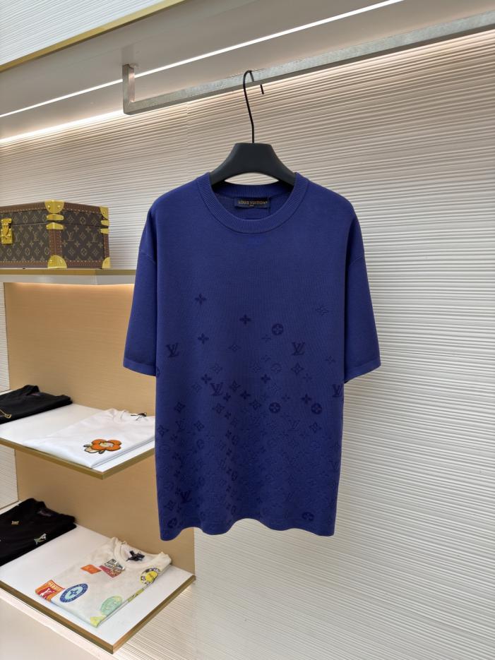 designer,replica,clothing,fake,1:1,lv,luxury,high quality LOUIS VUITTON Letter Gradient Jacquard Knit Sweater Short Sleeve (S5SQ2M) designer,replica,clothing,fake,1:1,lv,luxury,high quality LOUIS VUITTON Letter Gradient Jacquard Knit Sweater Short Sleeve (S5SQ2M)
