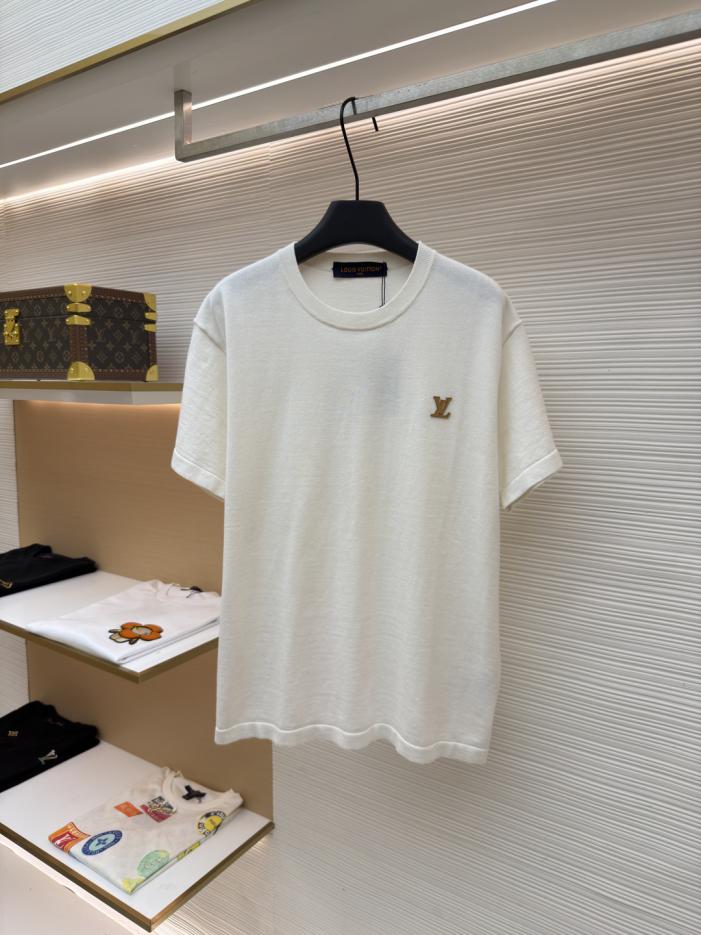designer,replica,clothing,fake,1:1,lv,luxury,high quality LOUIS VUITTON Letter Leather Label Knit Sweater Short Sleeve (CCE1IN) designer,replica,clothing,fake,1:1,lv,luxury,high quality LOUIS VUITTON Letter Leather Label Knit Sweater Short Sleeve (CCE1IN)