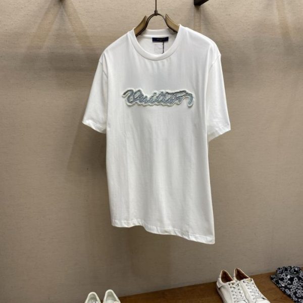 designer,replica,clothing,fake,1:1,lv,luxury,high quality LV Denim Appliqué Embroidered Crew Neck Short-Sleeve T-Shirt (7EL7VU)
